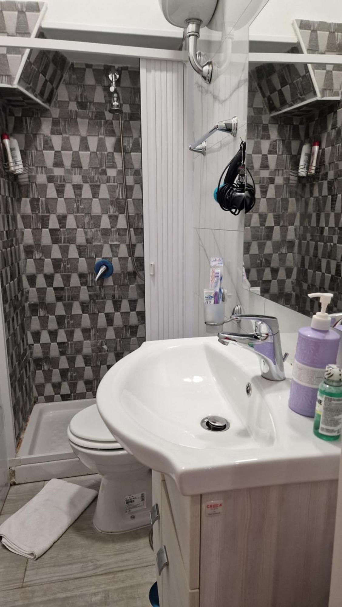 Appartamento Intero Casa Vacanze Espo Nápoles Exterior foto