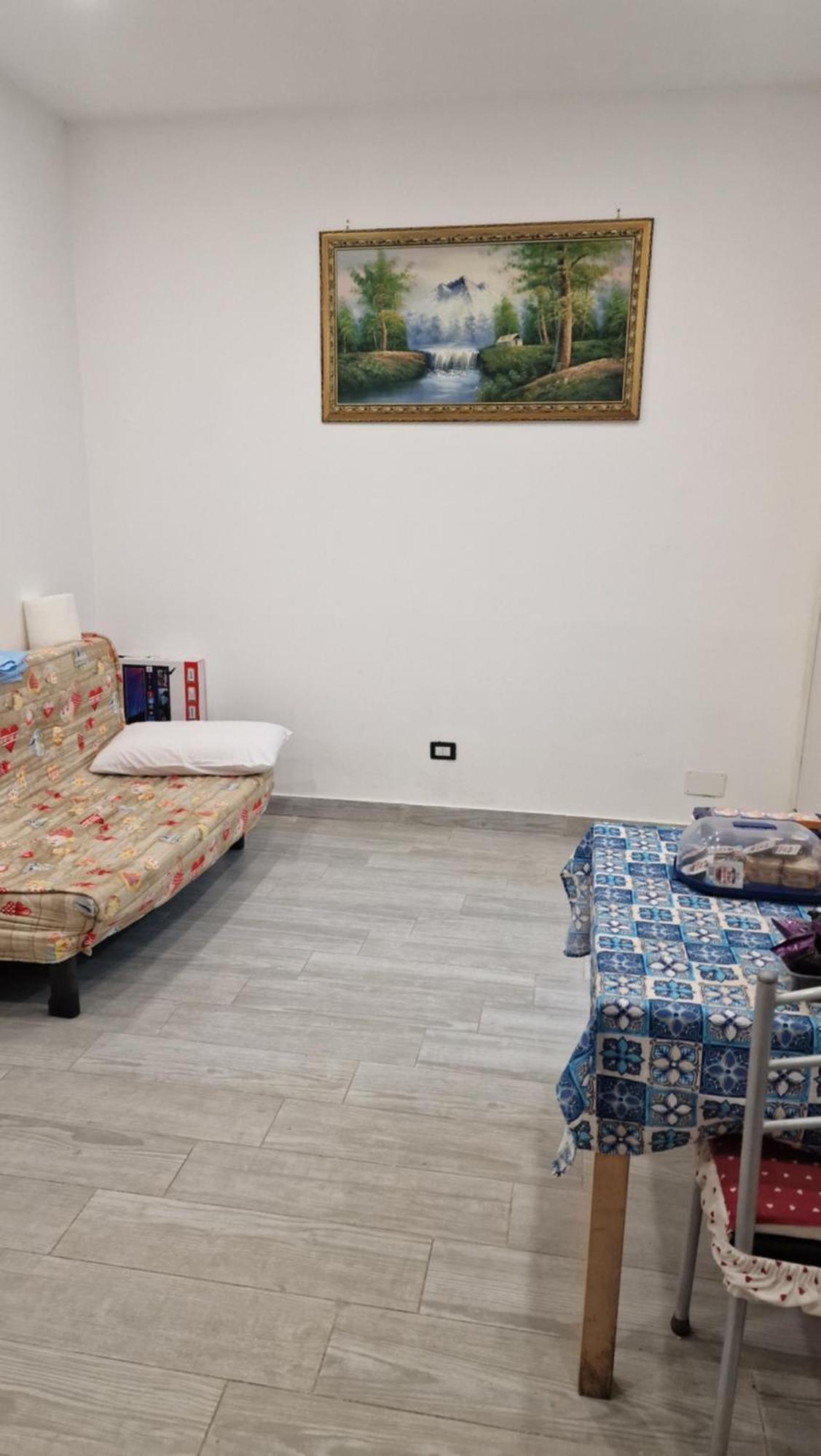 Appartamento Intero Casa Vacanze Espo Nápoles Exterior foto